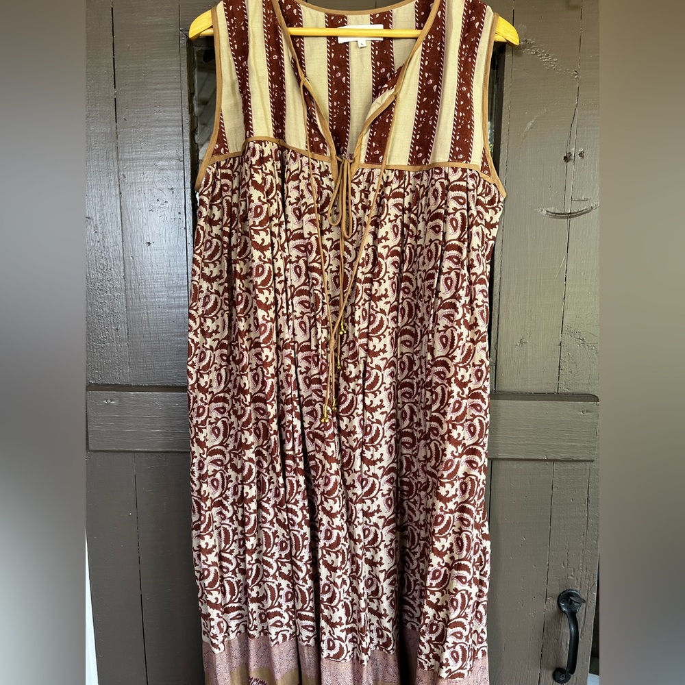 Daughters of India Aahna dress in warm browns EUC ptp 22.5 length 52